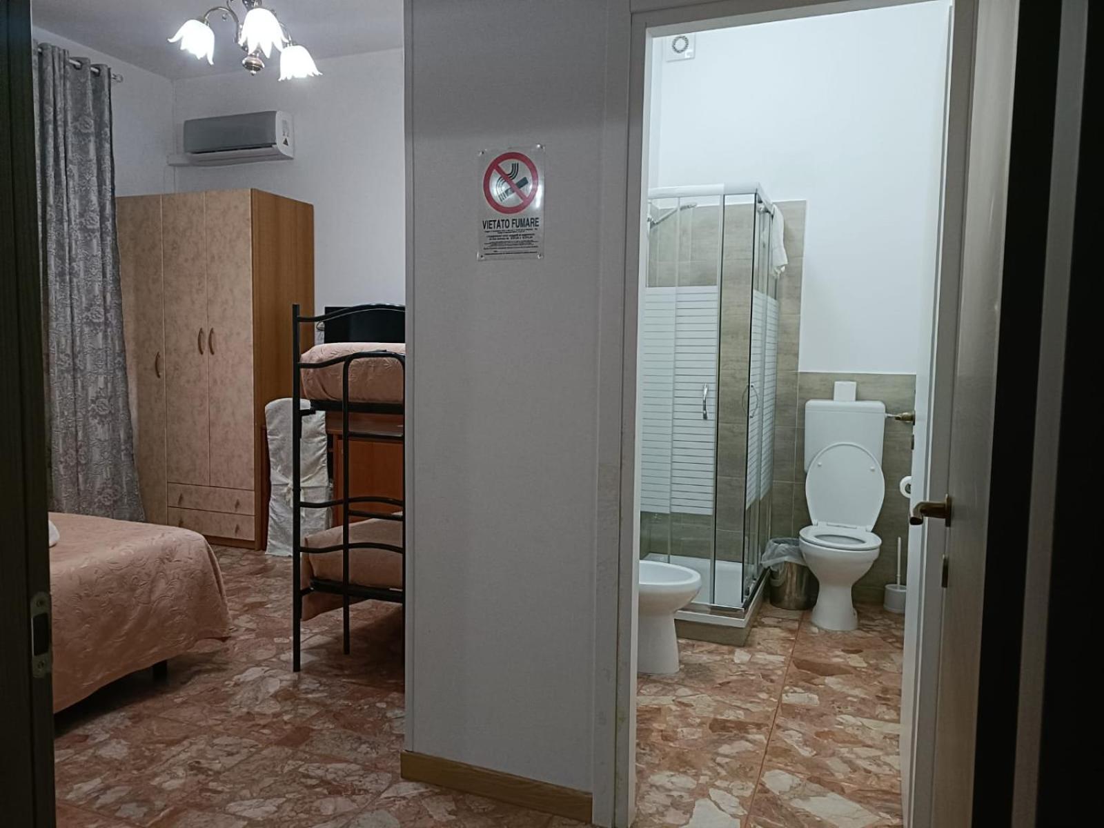 Domus Cesena Hotel Luaran gambar